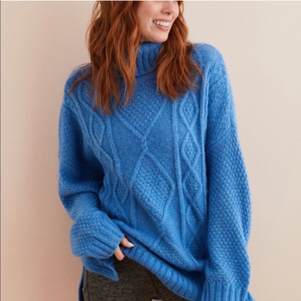 Aerie Cable Knit Oversized Turtleneck sz Large